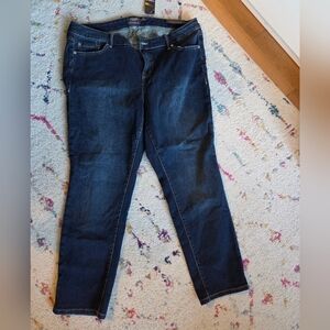 NWT Torrid Vintage Stretch Boyfriend Jeans - 18 Short